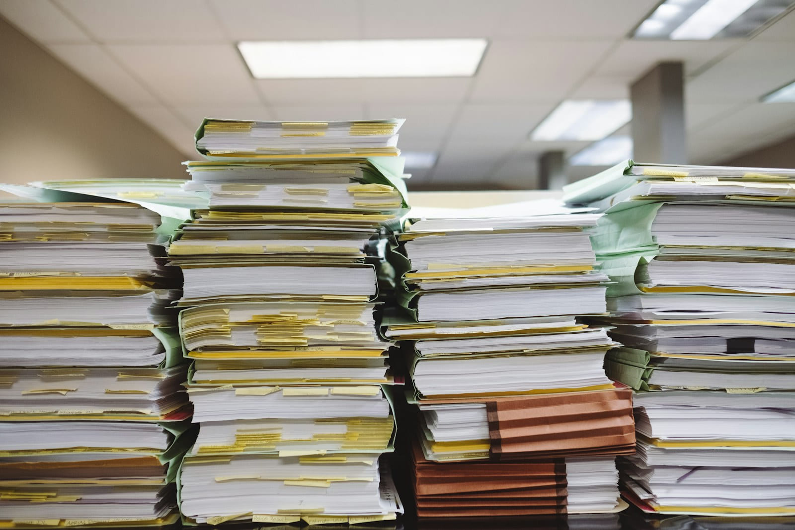 The technical file, instructions for use and labelling in Uzbek and Russian.